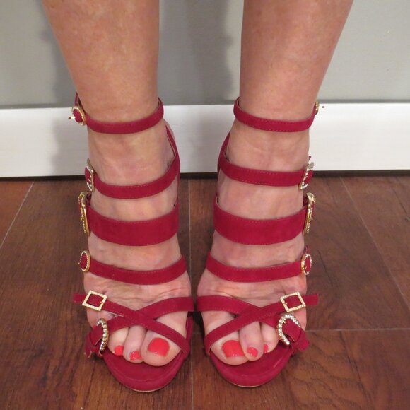 TABITHA SIMMONS Red Suede High Heel Buckle Design Sandals - Picture 2 of 14